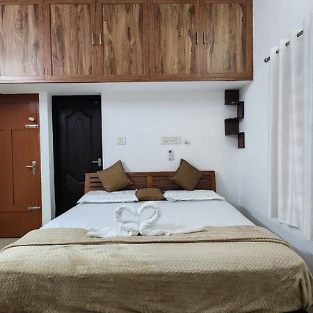 Ebs Guest House Nedumbassery Extérieur photo