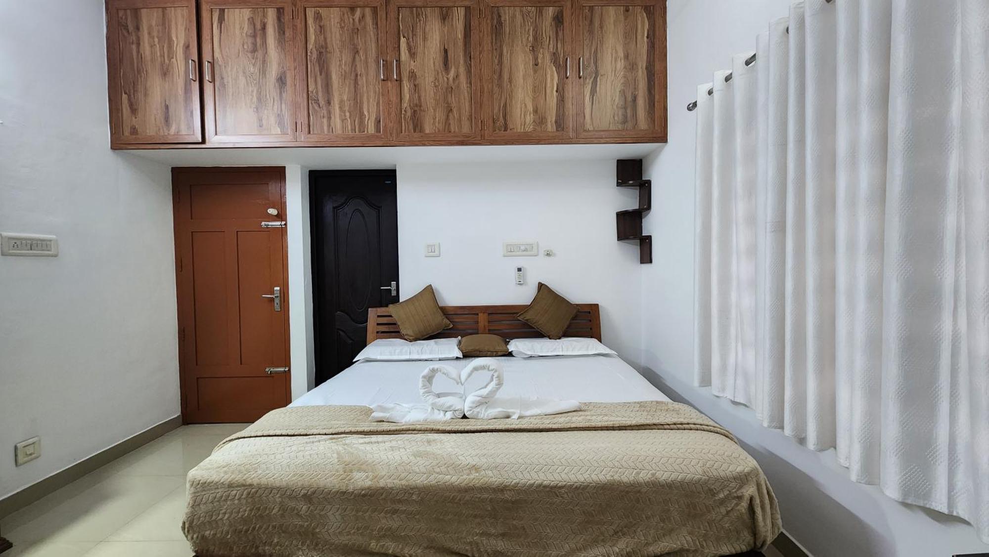 Ebs Guest House Nedumbassery Extérieur photo
