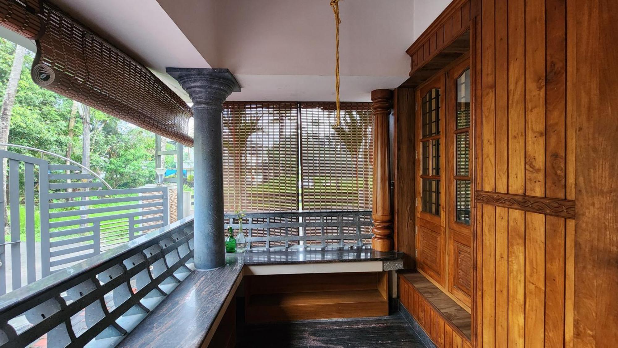Ebs Guest House Nedumbassery Extérieur photo