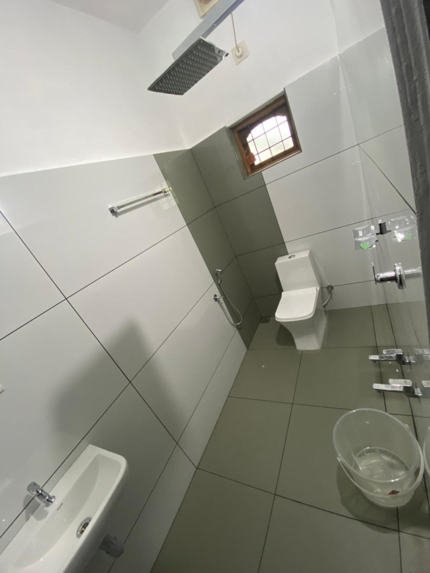 Ebs Guest House Nedumbassery Extérieur photo